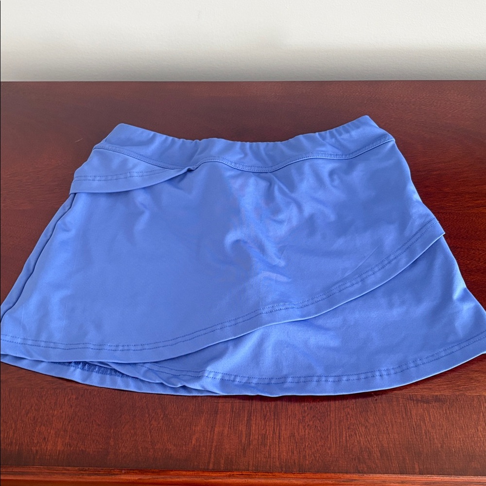 Worn twice Girls Fila tennis skirt size Large 12/14